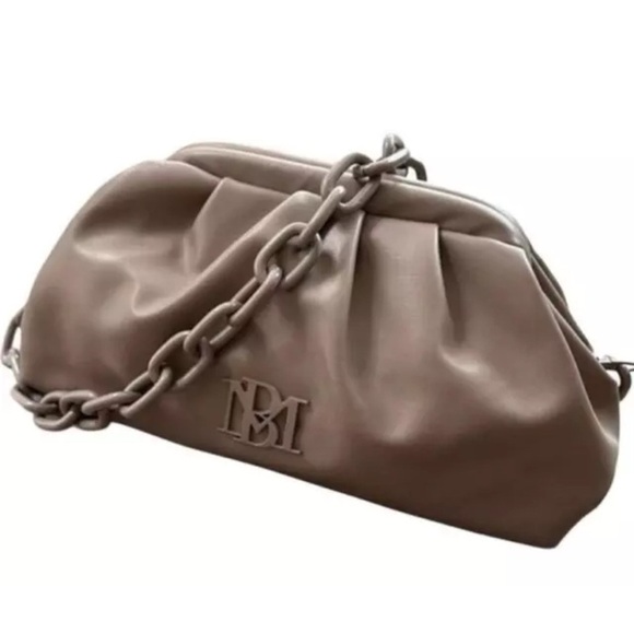 Badgley Mischka Wrapped Frame Clutch Bag Purse Taupe Chain strap